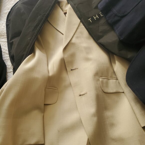 Men's dress clothes - Picture 3 of 16